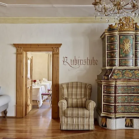 Romantic Hotel Excelsior-3